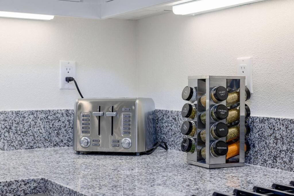 Near Coachella And Stagecoach Palm Springs , Pga Resort Villa ,Golf, Community Pool, Gym La Quinta Exterior photo