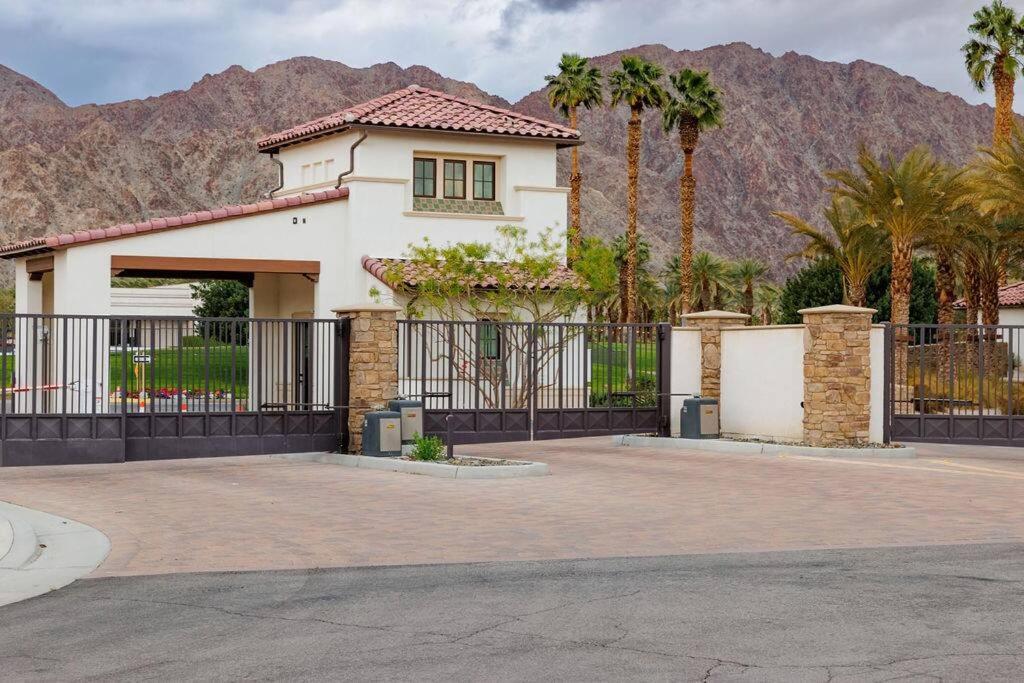 Near Coachella And Stagecoach Palm Springs , Pga Resort Villa ,Golf, Community Pool, Gym La Quinta Exterior photo